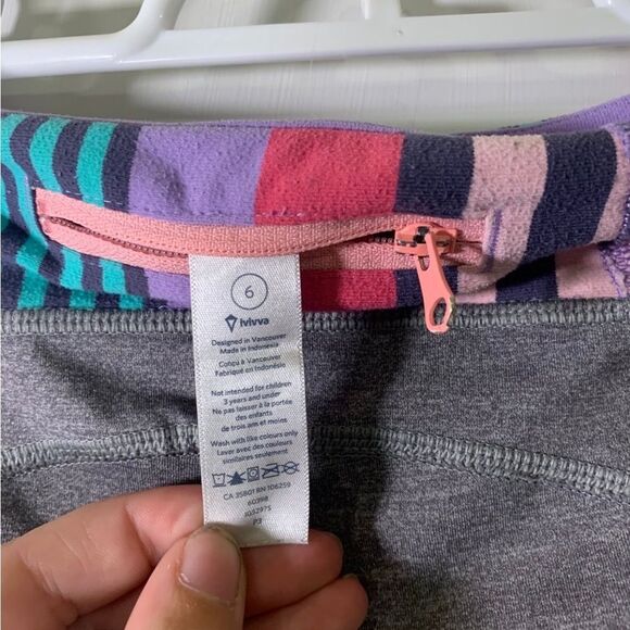 Ivivva Lululemon Size 6 Girls Grey Leggings - Picture 3 of 4